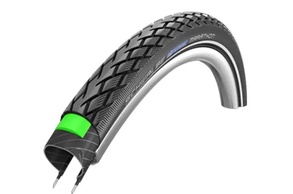 Set Reifen 28-622 Schwalbe Marathon + 2 Schläuche SV 17 Set Reifen 47-622 28 Schwalbe Marathon GreenGuard + 2 Schläuche AV17