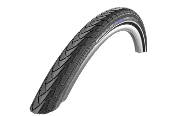 Set Schwalbe Reifen 40-622 Marathon Plus + 2 Schläuche DV 17
